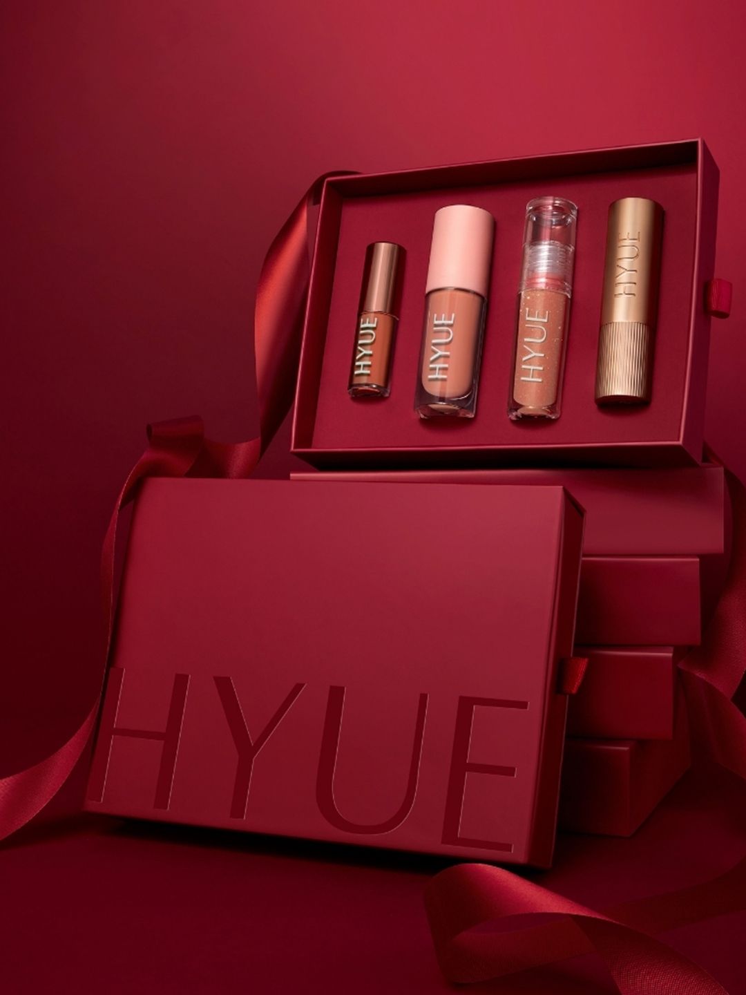 HYUE Set Of 4 Long Lasting Mauve-Me Hot Lip Kit - 4.1 ml Each
