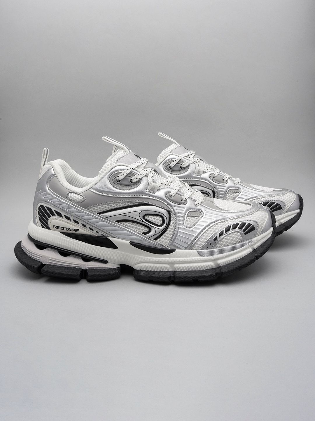 Red Tape Men Textured Sneakers