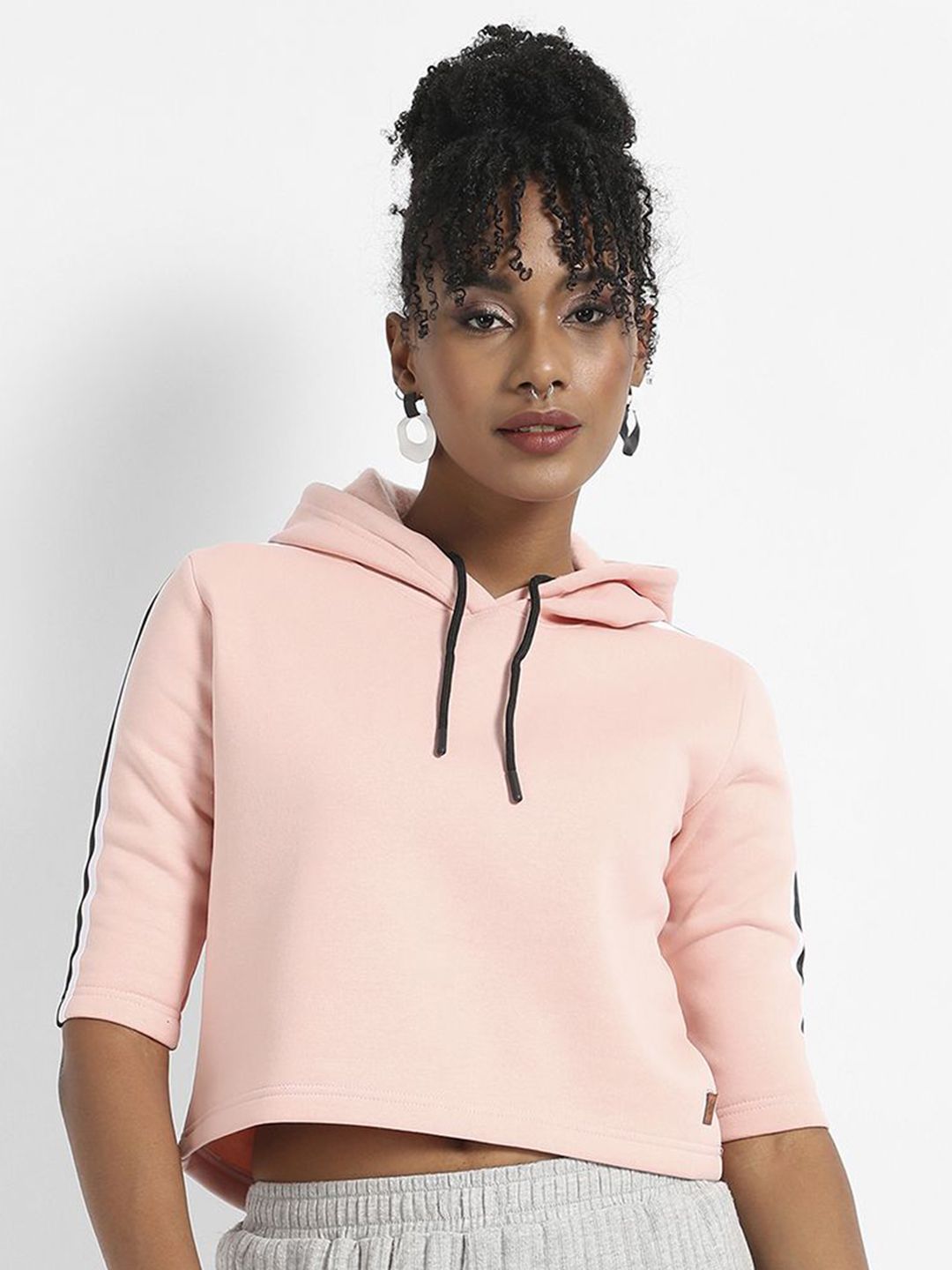 Campus Sutra Women Solid Hooded Sweatshirt-image-1