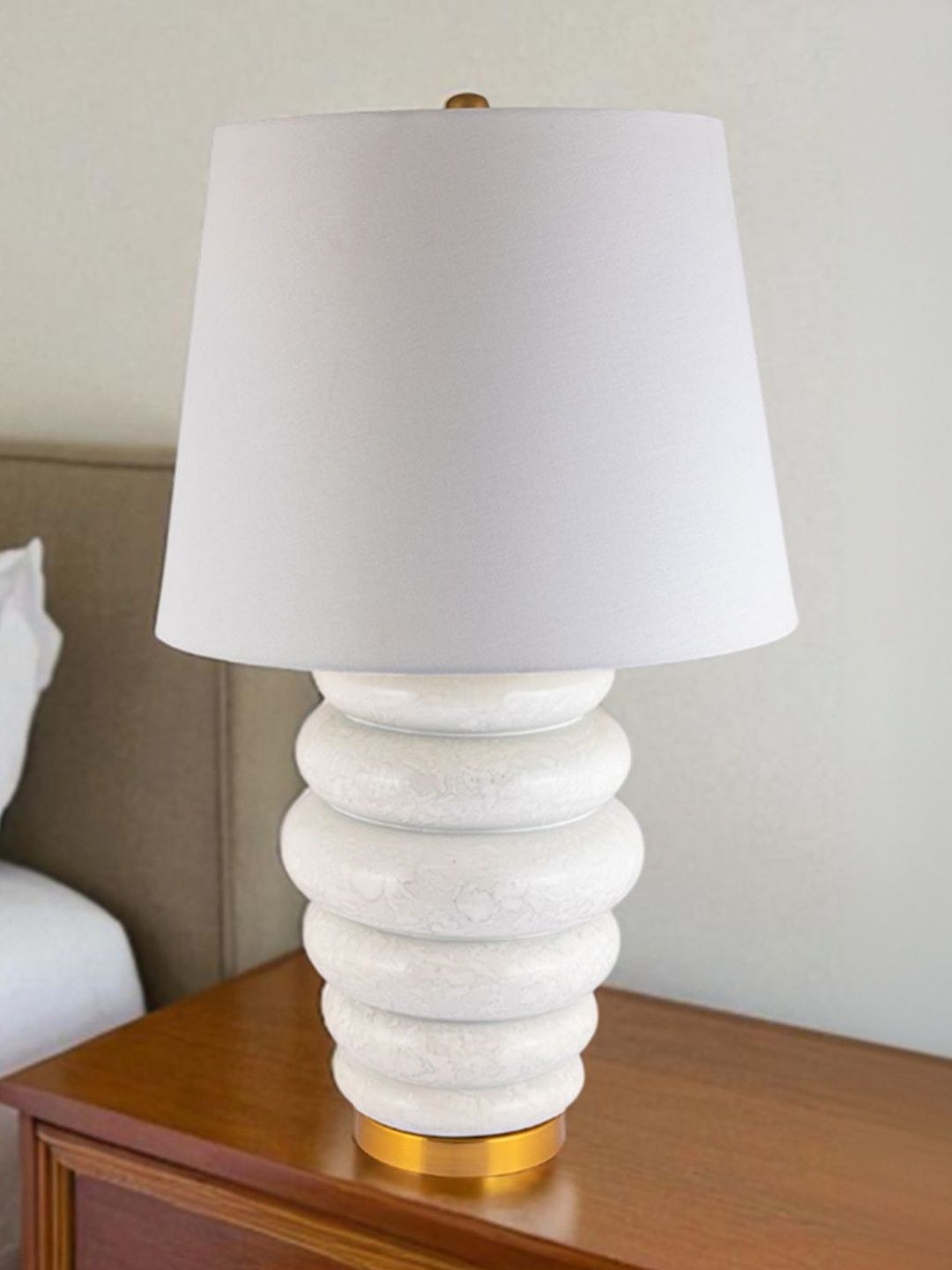 AARVI DECOR STUDIO White Metal Contemporary Frusturical Shaped Table Lamp with Adjustable Cord-picture-10