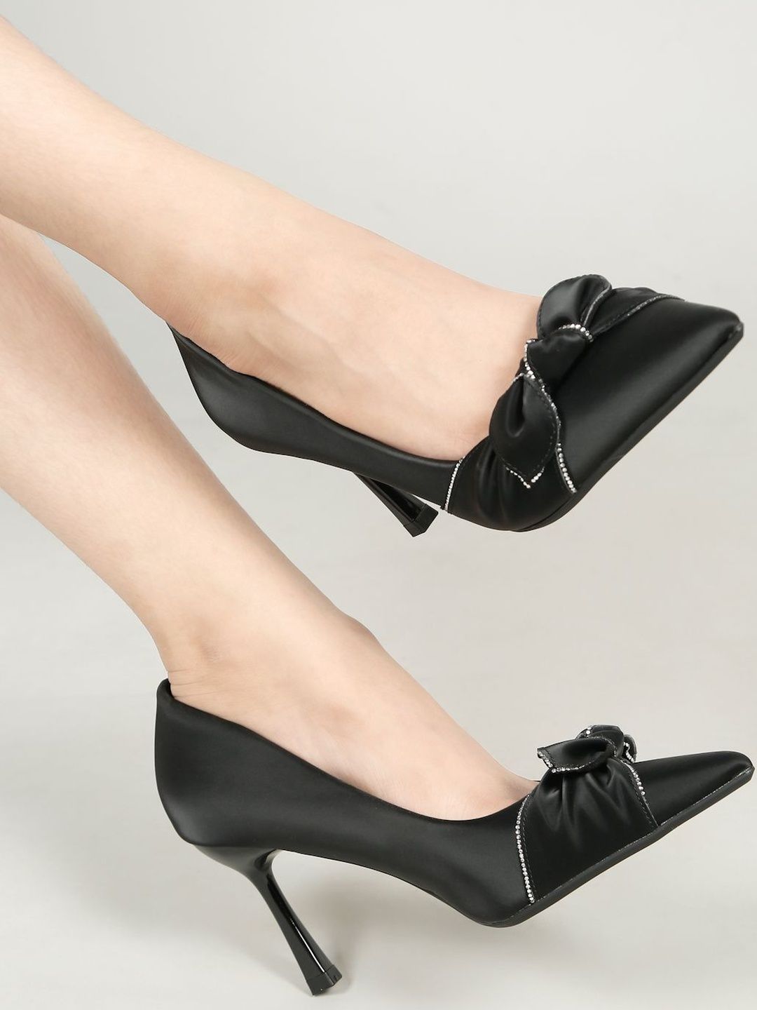 Flat n Heels Flat n Heels Stiletto Pumps with Bows