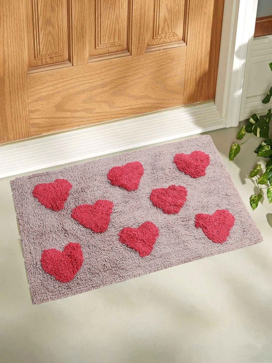Status Grey & Red Printed Cotton Tuffted Heart Anti-Skid Doormat- 38 X 58 CM-image-5