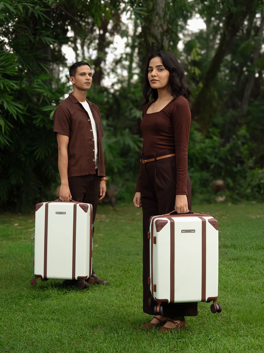 Assembly Vintage Set Of 2 Colour-Blocked Hard Sided Medium & Cabin Trolley bags-picture-34