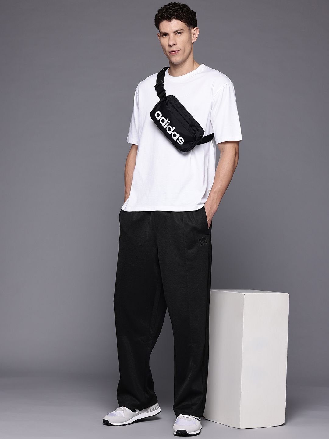 ADIDAS Originals Mid-Rise Front Seam Baggy Fit Track Pants-image-12