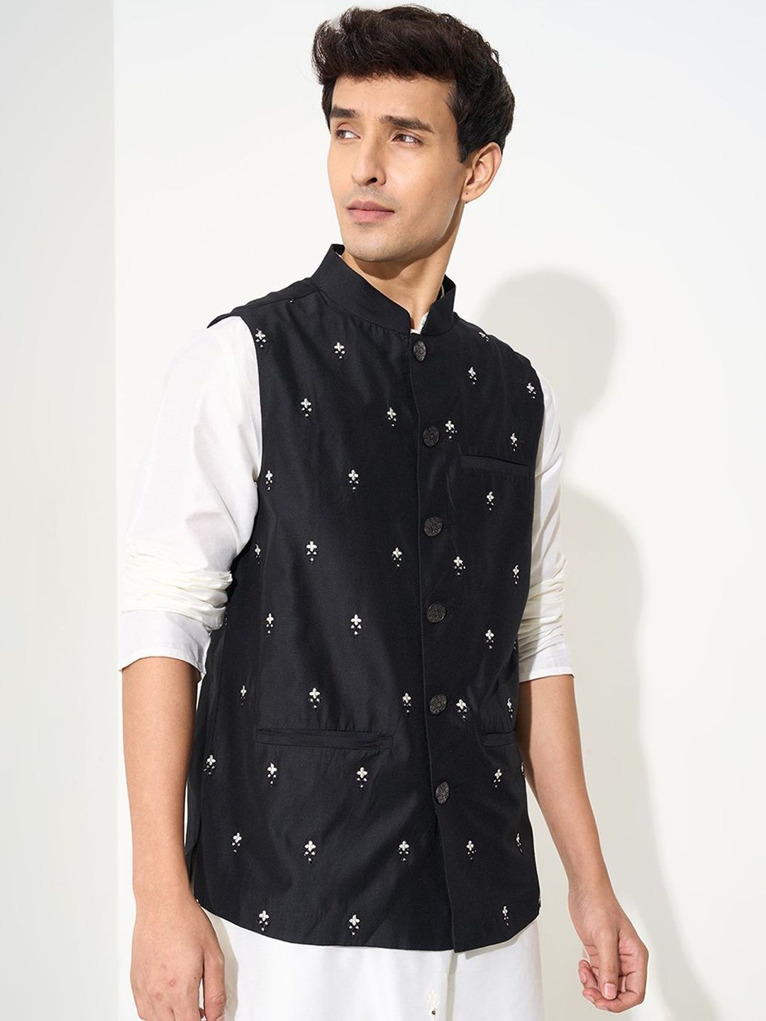 indus route by Pantaloons Embroidered Mandarin Collar Nehru Jacket-picture-30