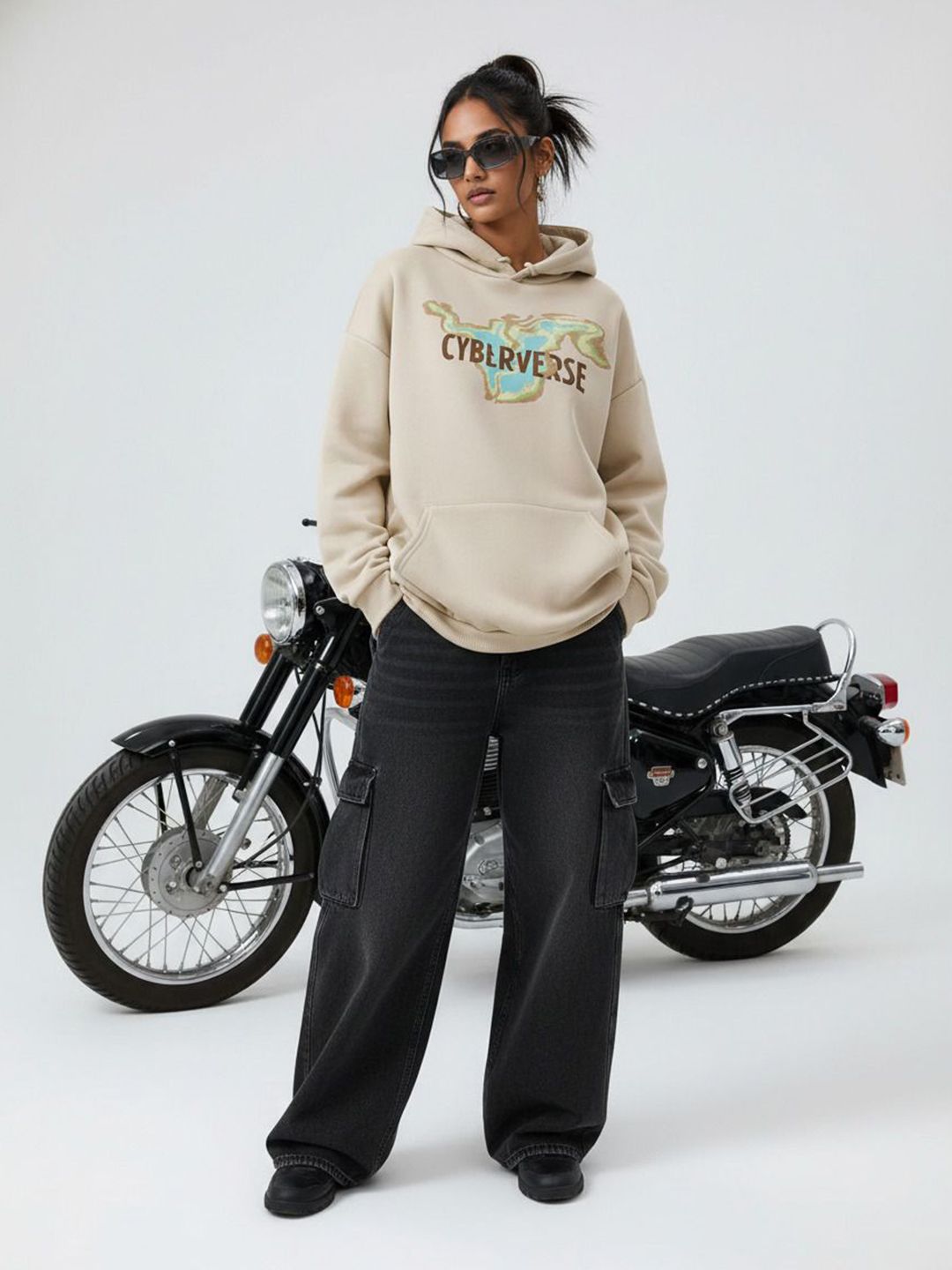 The Roadster Lifestyle Co Printed Hooded Oversized Sweatshirt-image-11