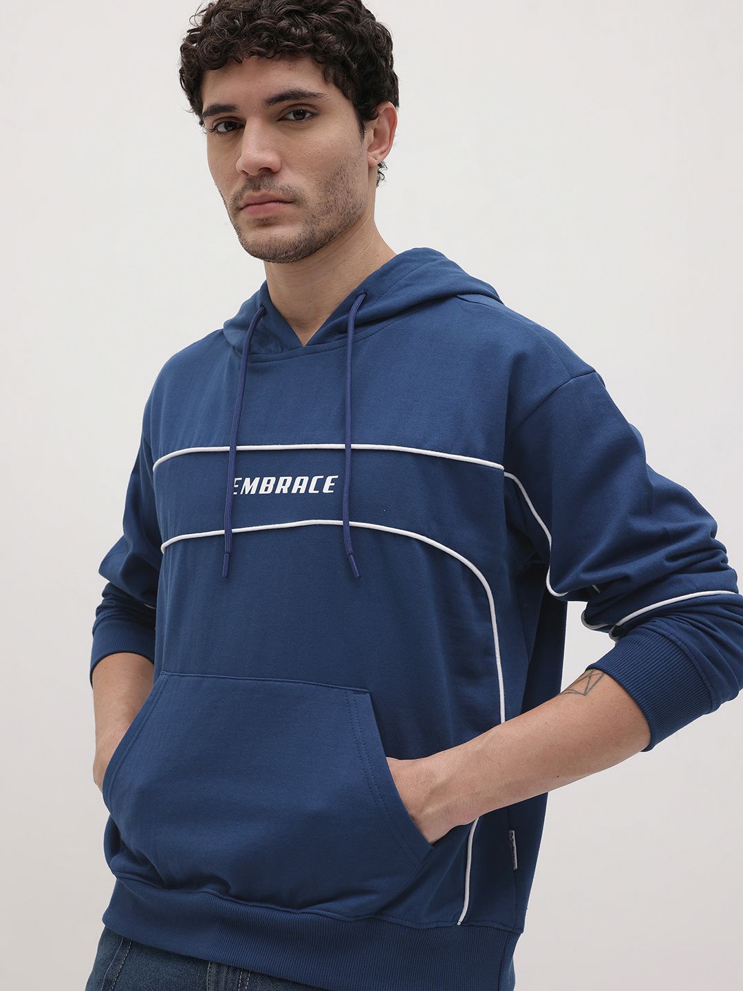 The Roadster Life Co. Contrast Piping Oversized Hooded Sweatshirt-picture-15
