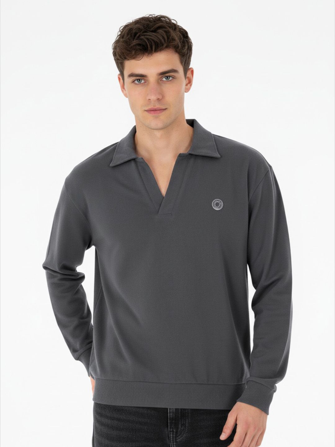 glitchez Polo Collar Applique Detail Pullover-picture-18