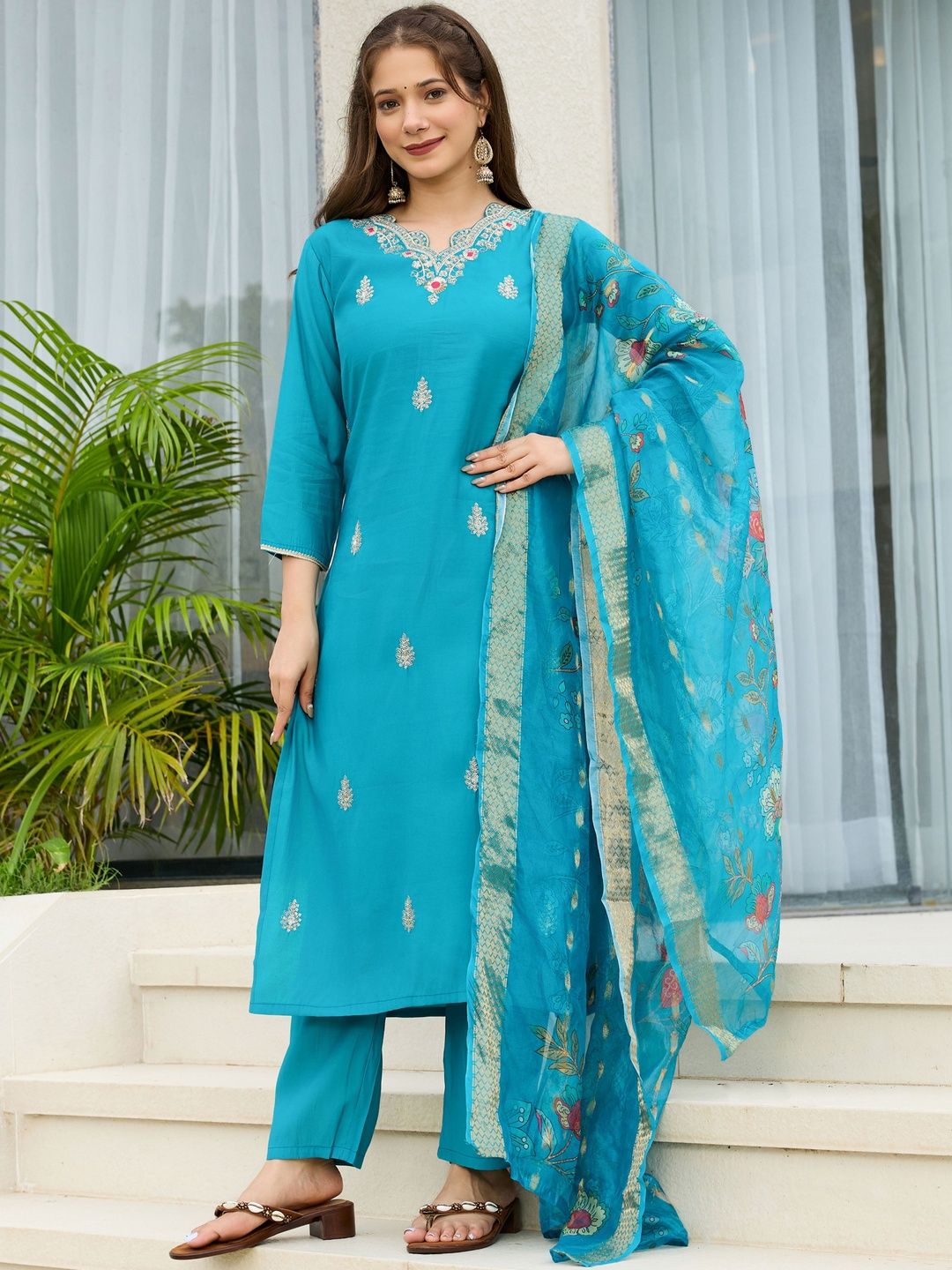 Brand Hill Women Ethnic Motifs Embroidered Regular Thread Work Kurta with Trousers & With Dupatta-picture-21