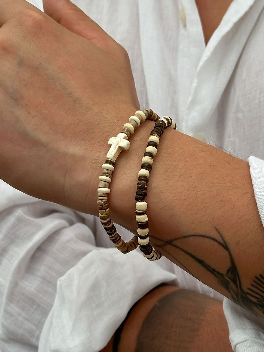 StyleCast x Revolte Men Set of 2 Wooden Elastic Bracelets-picture-26