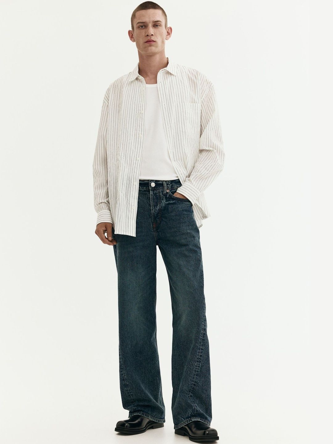 H&M Loose Twisted Leg Jeans-picture-31