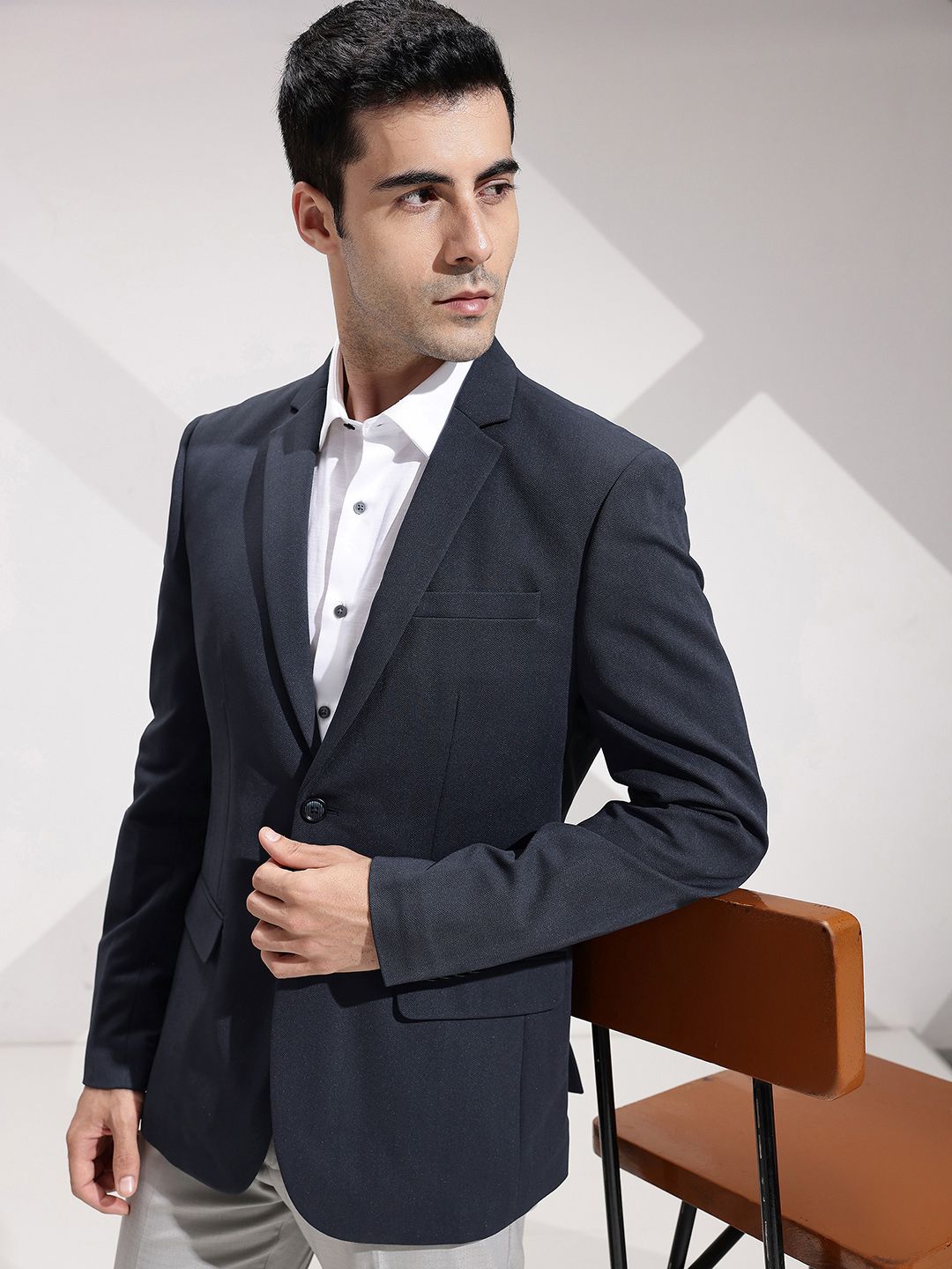 INVICTUS Slim Fit Textured Single Breasted Formal Blazer-picture-38