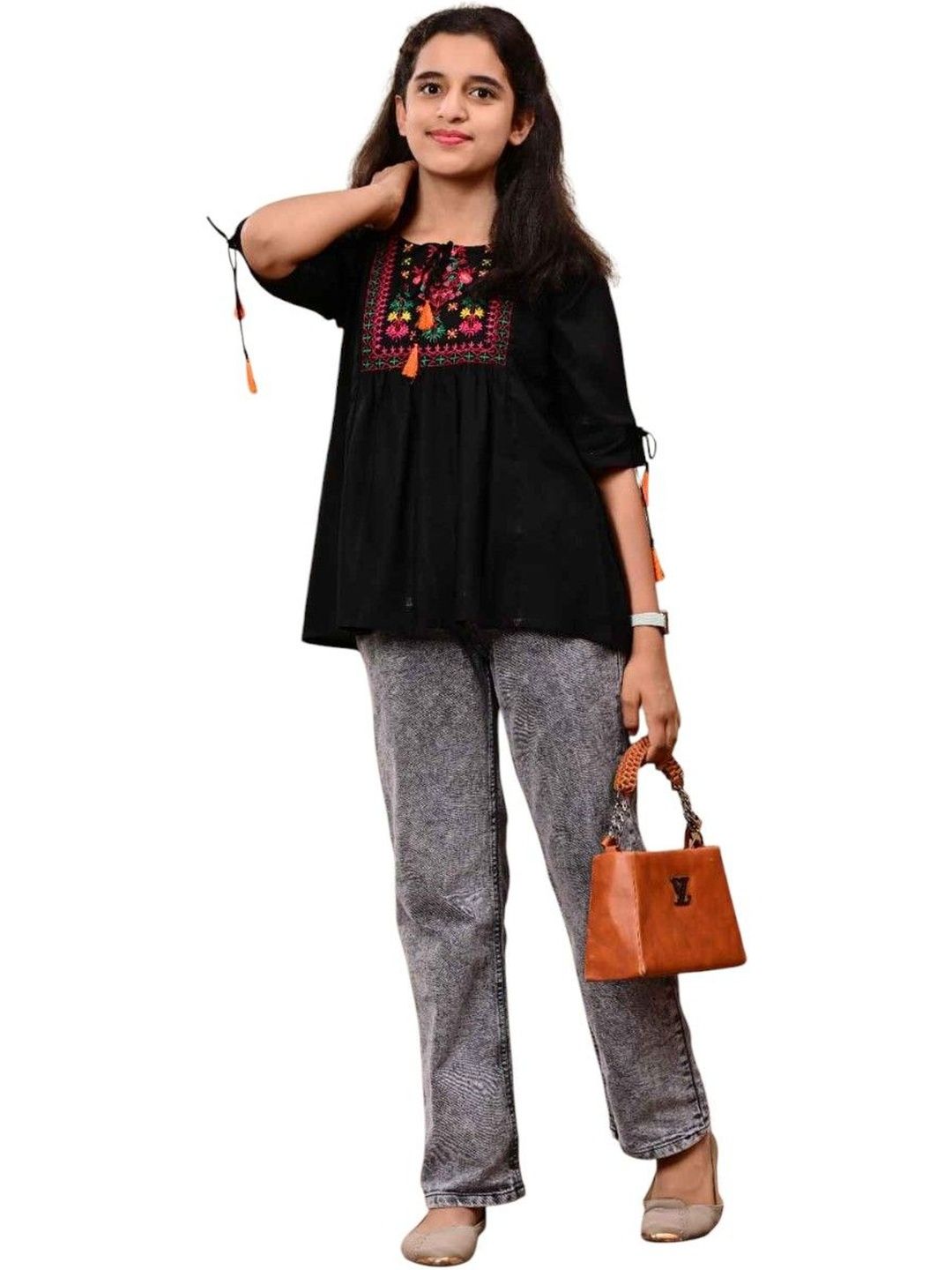 dmp export DMP FASHION Girls Embroidered Top-picture-39