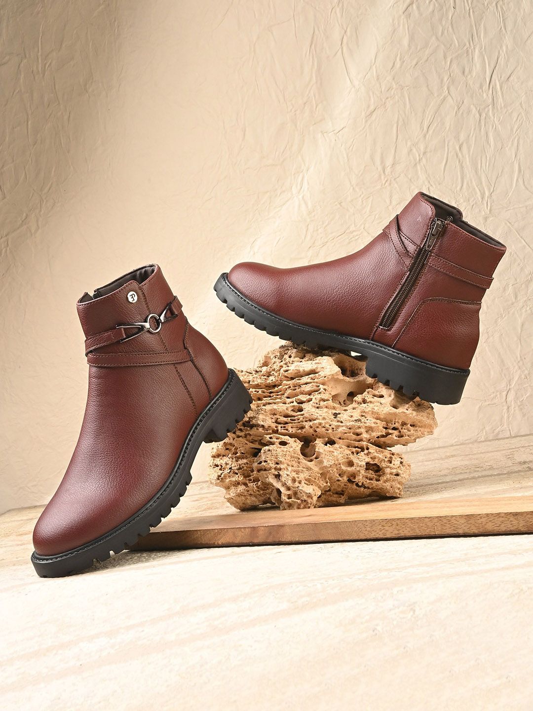 El Paso Women Textured Chelsea Boots-picture-34