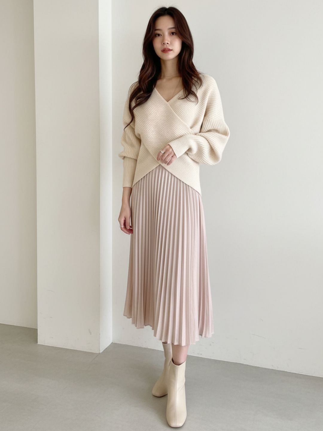 bebe Women V-Neck Pullover-picture-21