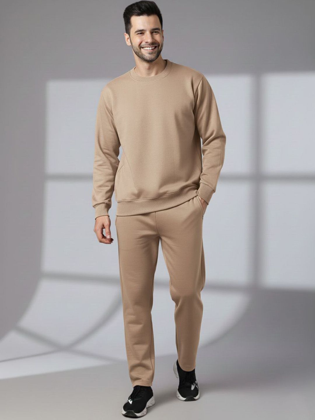 MACK JONNEY Men Solid Round Neck Tracksuits-picture-24