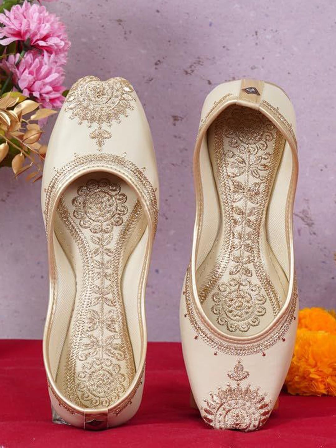 DFR Girls Embroidered Mojaris