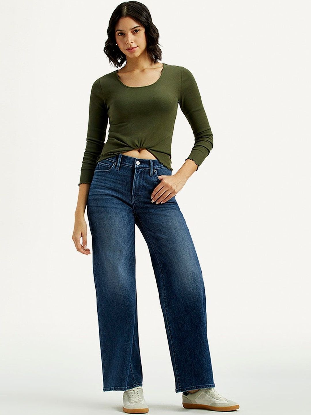 Levis Women Classic Wide Leg Mid-Rise Light Fade Stretchable Jeans-picture-12