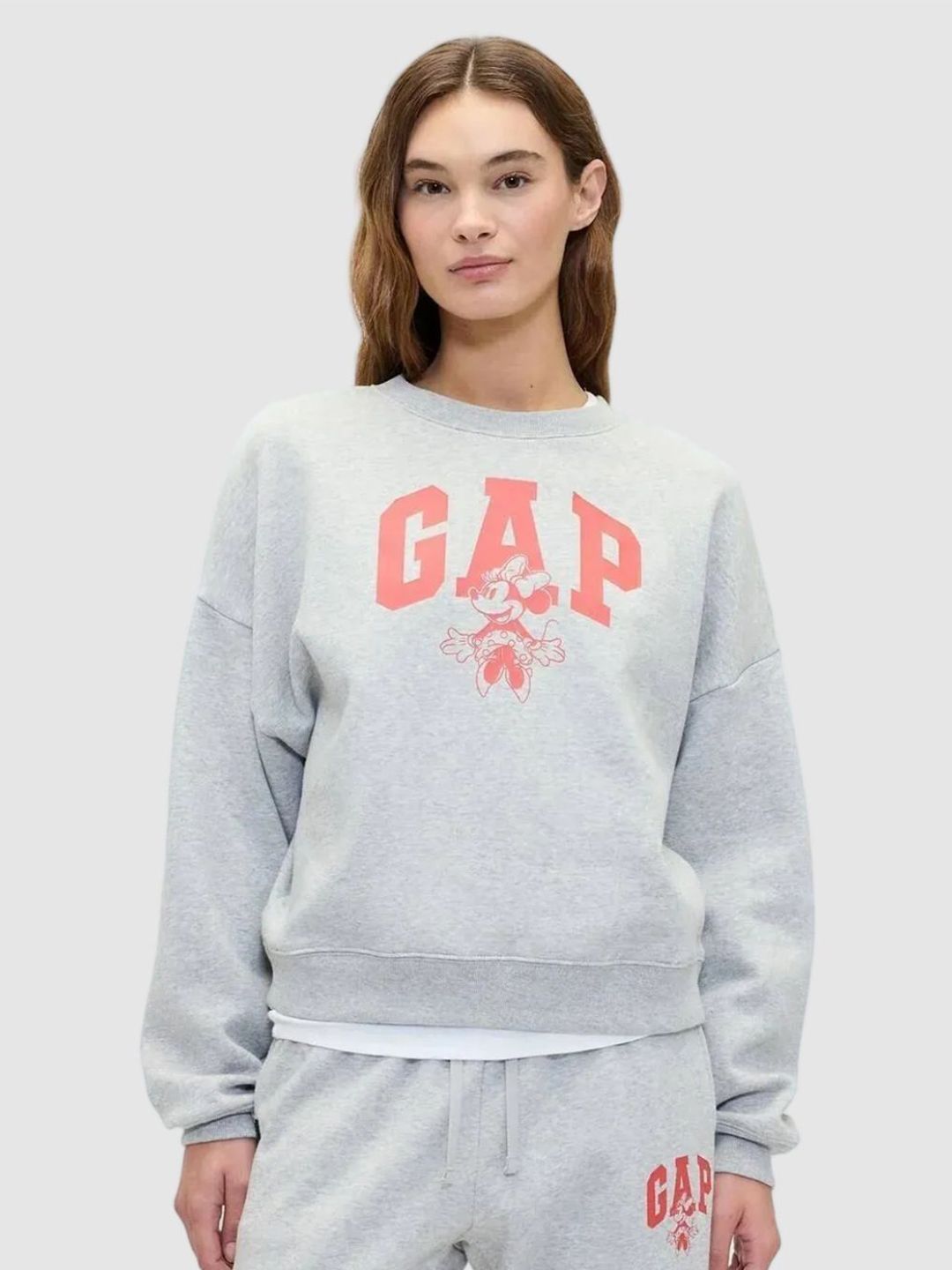GAP Women Minnie Mouse Printed Relaxed Fit Drop-Shoulder Crew Neck Pullover Sweatshirt-picture-24