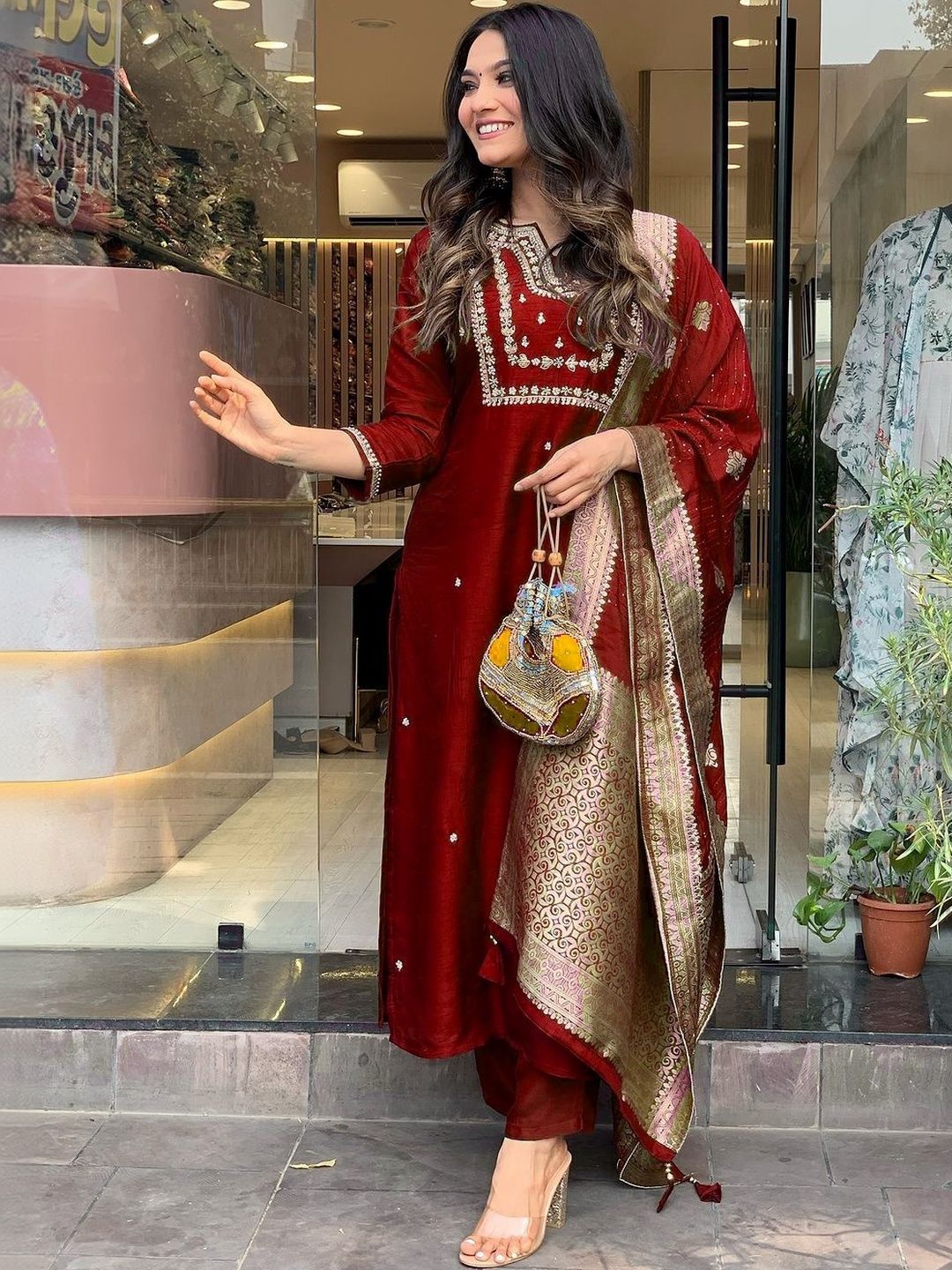 DIVASTRI Women Ethnic Motifs Embroidered Regular Pure Cotton Kurta with Trousers & With Dupatta-picture-32