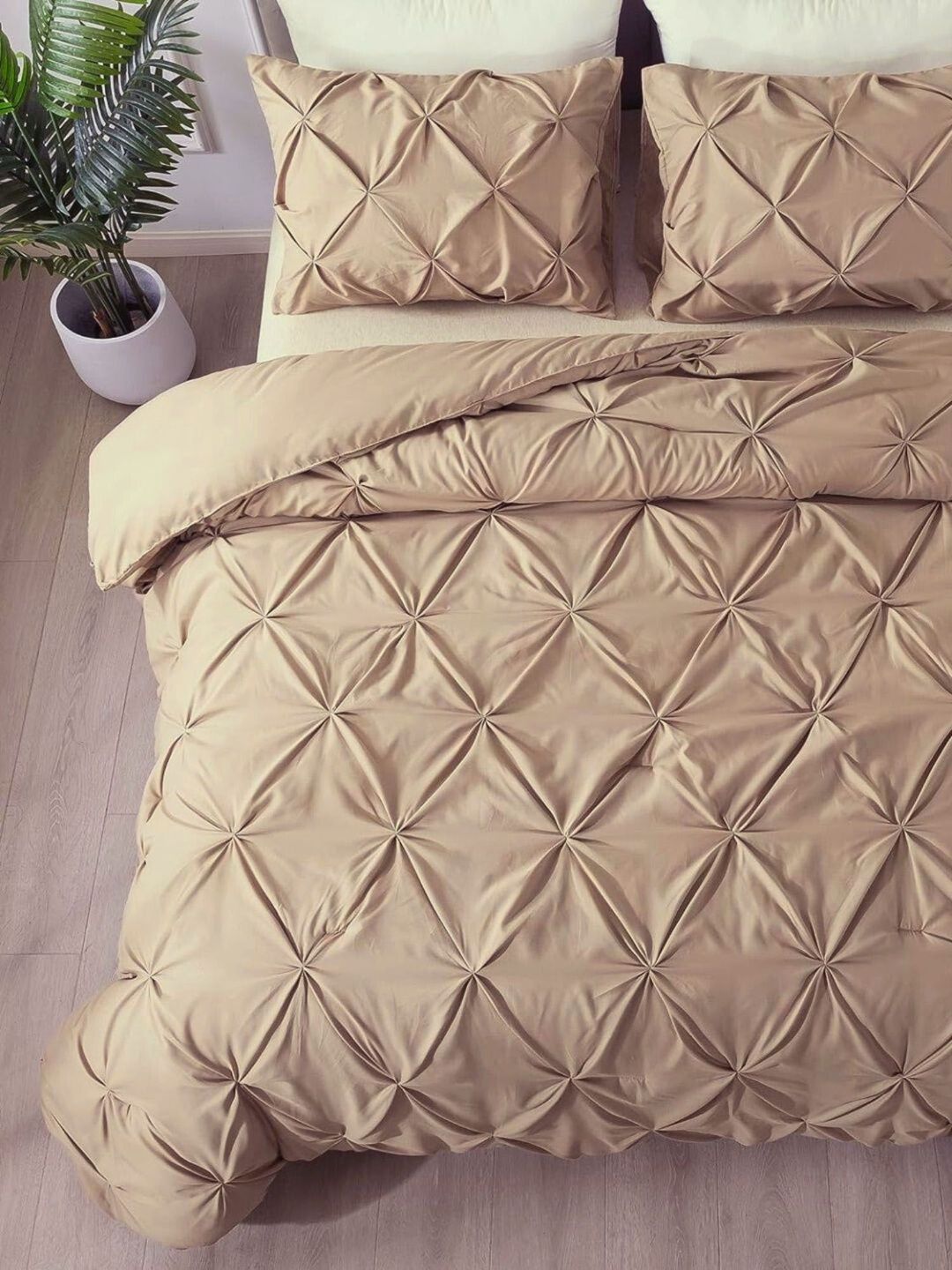 THE WHITE MOSS Taupe & Beige Heavy Winter 400 GSM Comforter-image-39