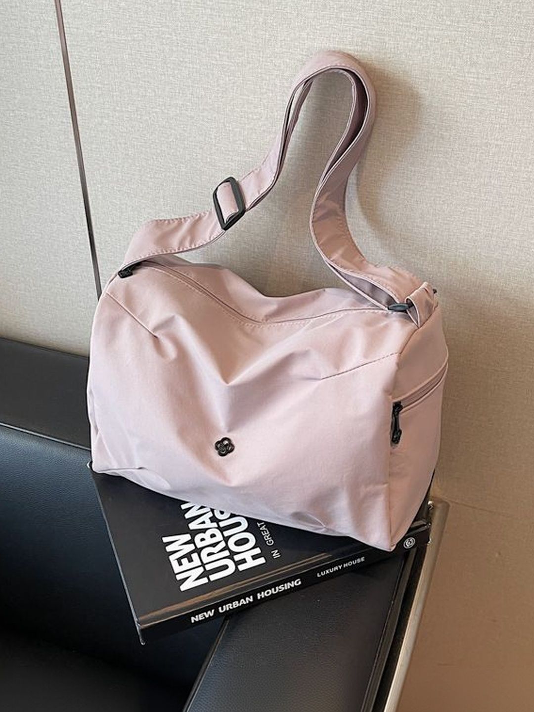 StyleCast x Revolte Medium Casual Duffel Bag-picture-34