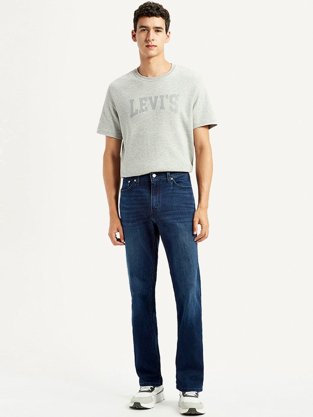 Levis Men Classic Tapered Fit Mid-Rise Light Fade Jeans-image-14
