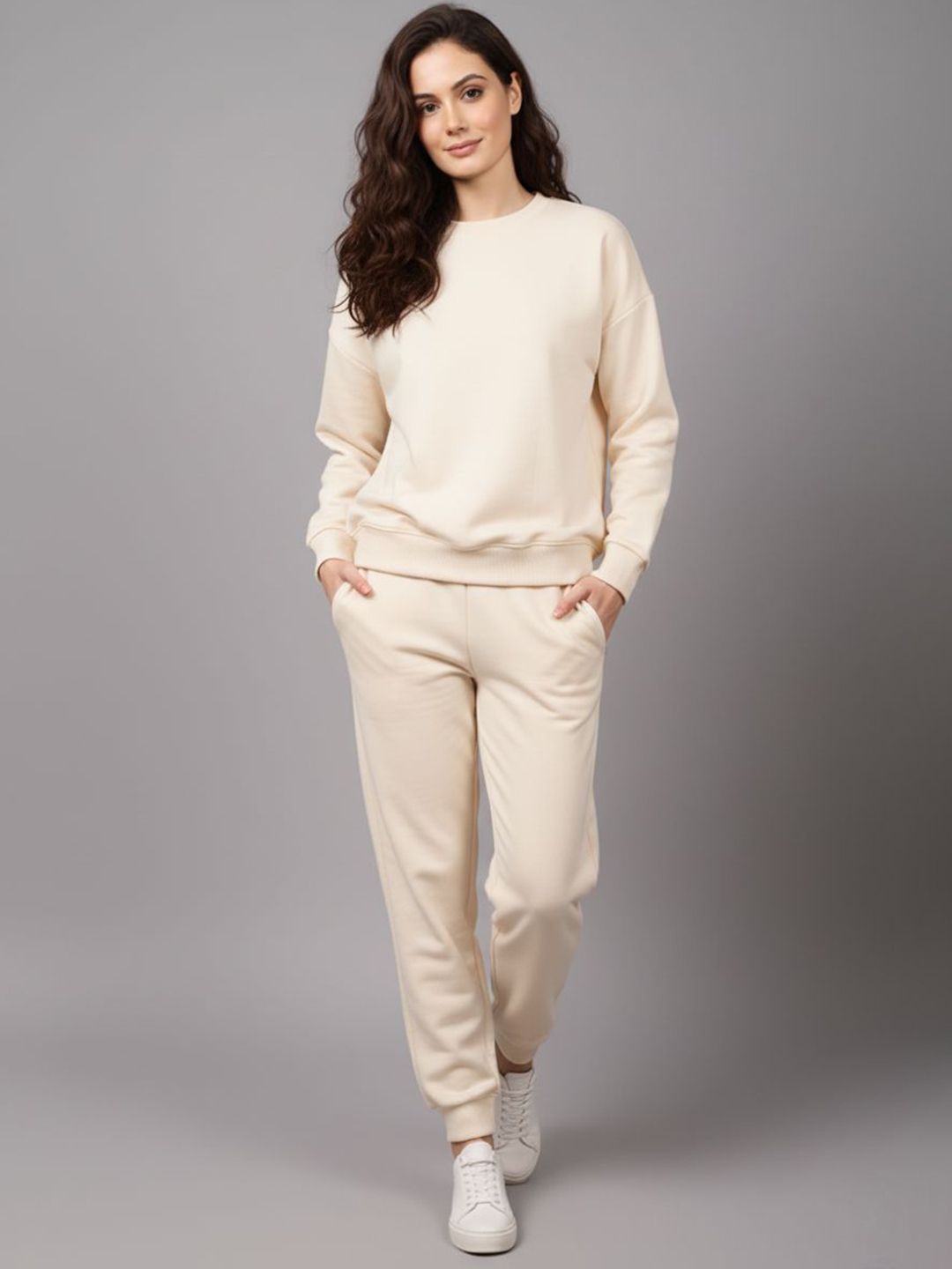 MACK JONNEY Women Round Neck Sweatshirt & Trackpant Set-picture-18