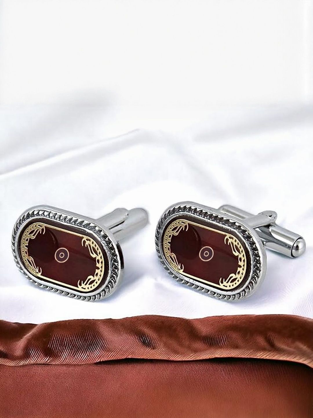 Curren Men Silver-Plated Embellished Oval Cufflink-picture-33