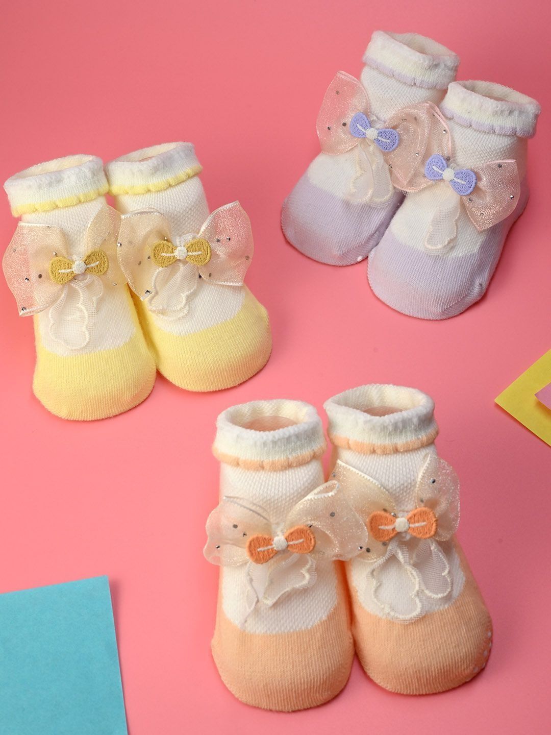 Yellow Bee Girls Pack Of 3 Ankle Length Socks With Ribbon Accent-picture-17