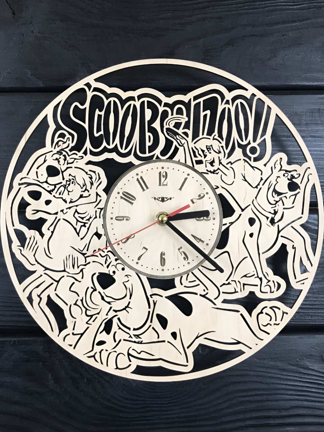 QEZNEF Beige Solid Geometric Traditional Wall Clock-picture-29