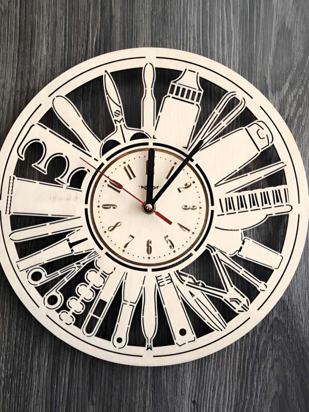 QEZNEF Beige Solid Geometric Traditional Wall Clock-picture-38