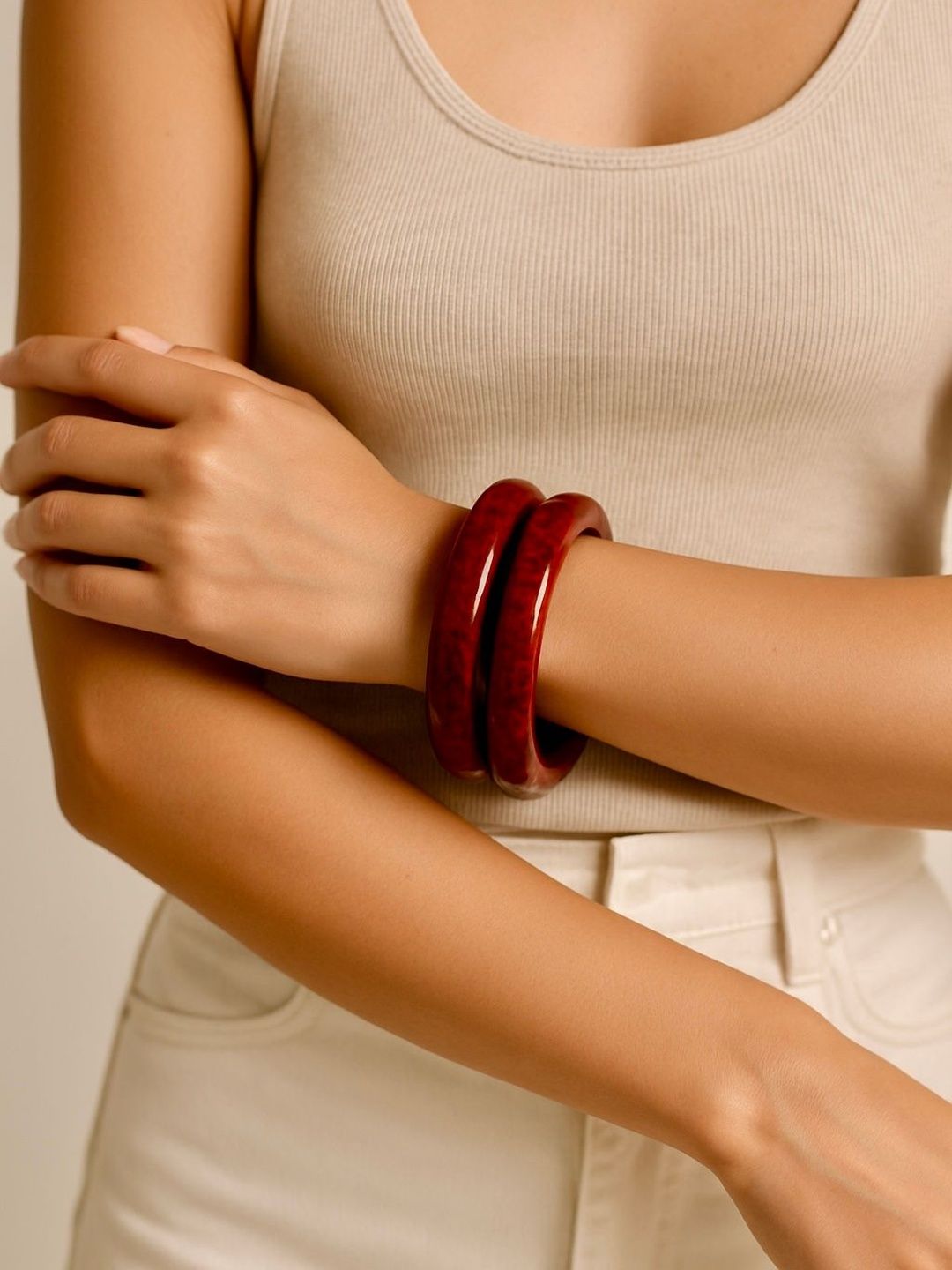 ATIBELLE Set Of 5 Resin Contemporary glossy Bangles