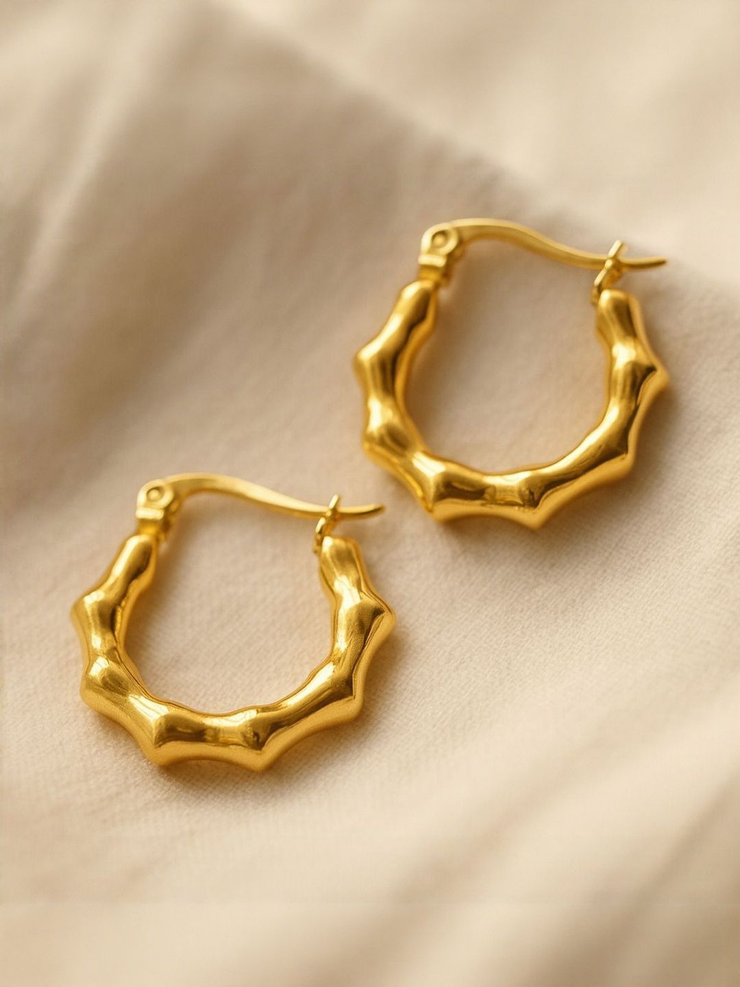 GARNISHA Contemporary Hoop Earrings-picture-27