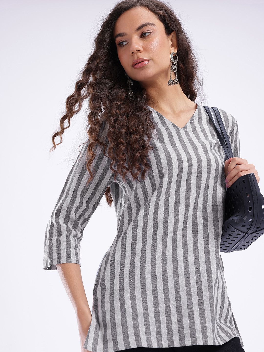 Anouk Rustic Striped V-Neck Straight Kurti-picture-54