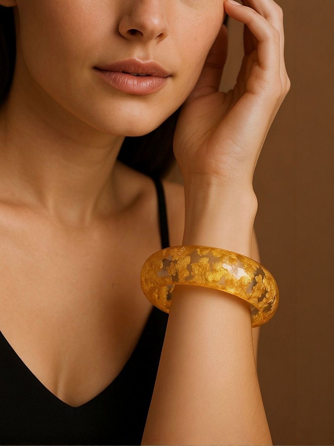 ATIBELLE Women Set Of 3 Round-Shaped Resin Bangles