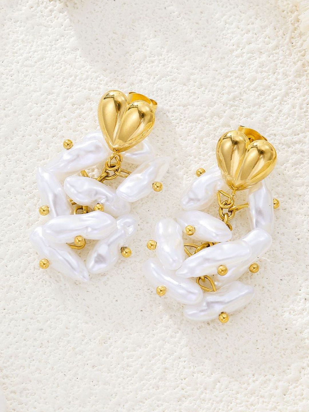 DressBerry Heart Shaped Drop Earrings-picture-30