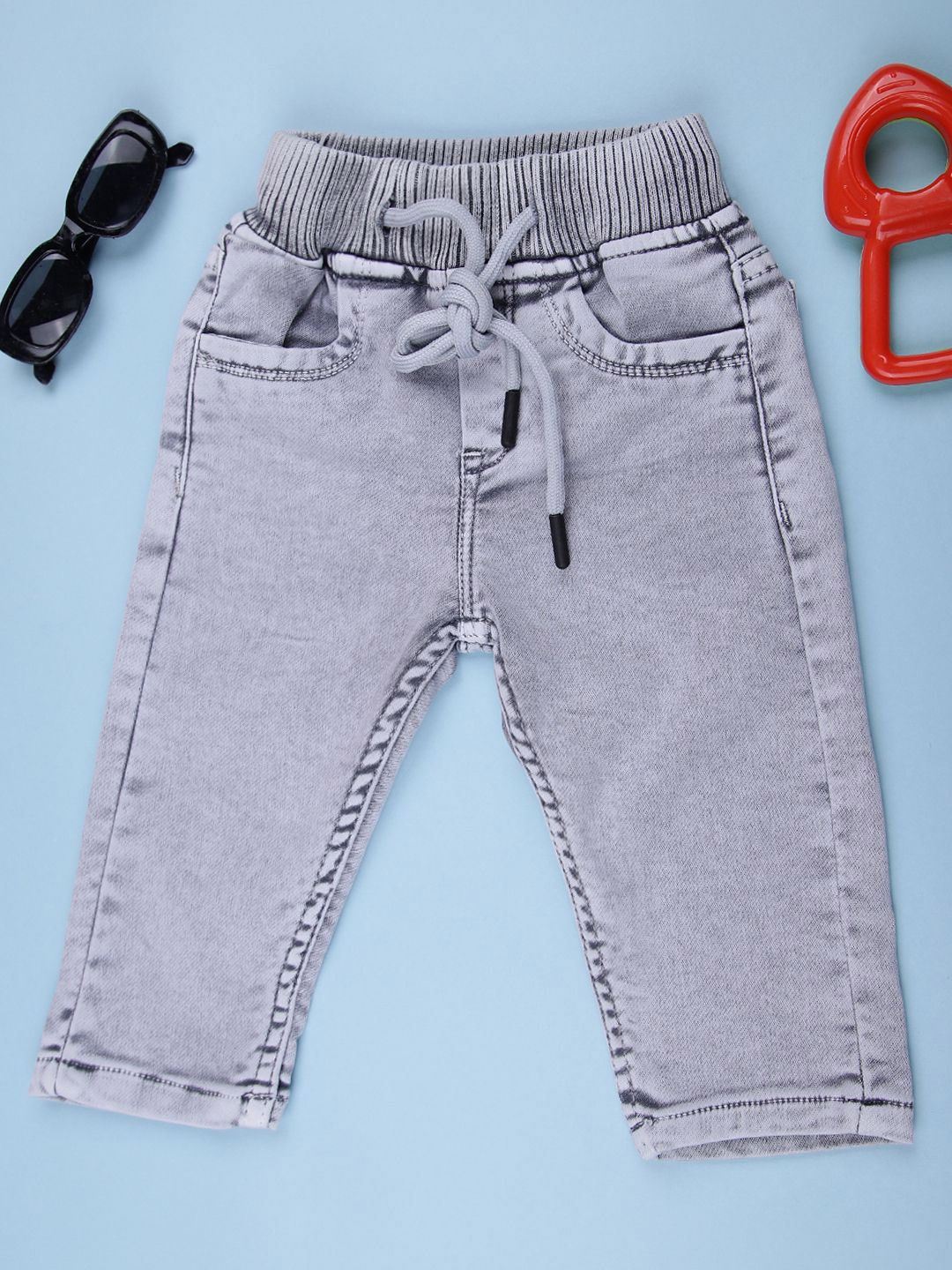 V-Mart Kids Regular Fit Mid-Rise Light Fade Stretchable Denim Jeans-picture-17