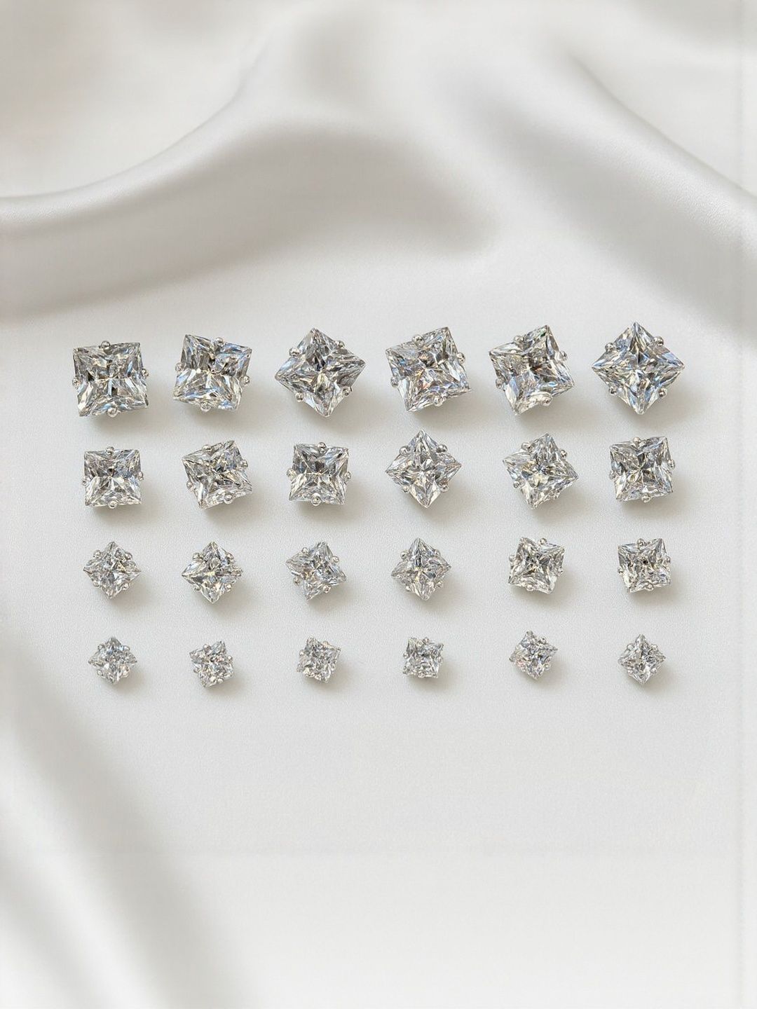 Nui Square Studs Earrings-image-15