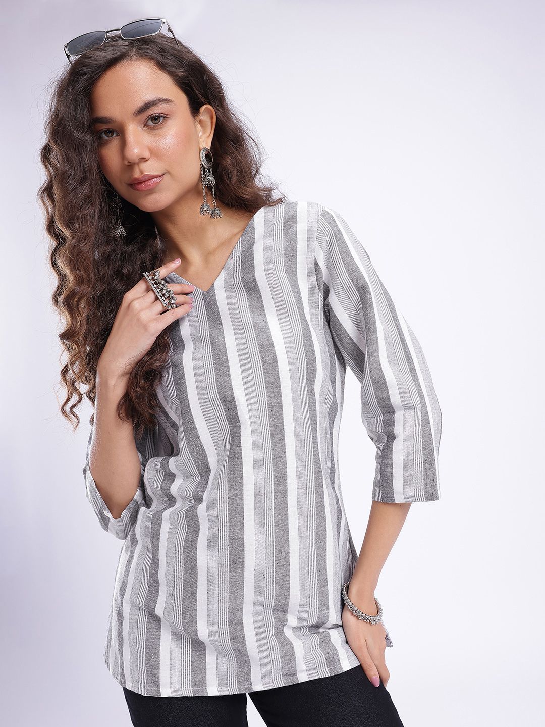 Anouk Rustic Striped V-Neck Straight Kurti-picture-47