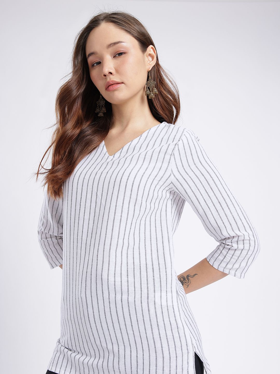 Anouk Rustic Striped V-Neck Straight Kurti-picture-54
