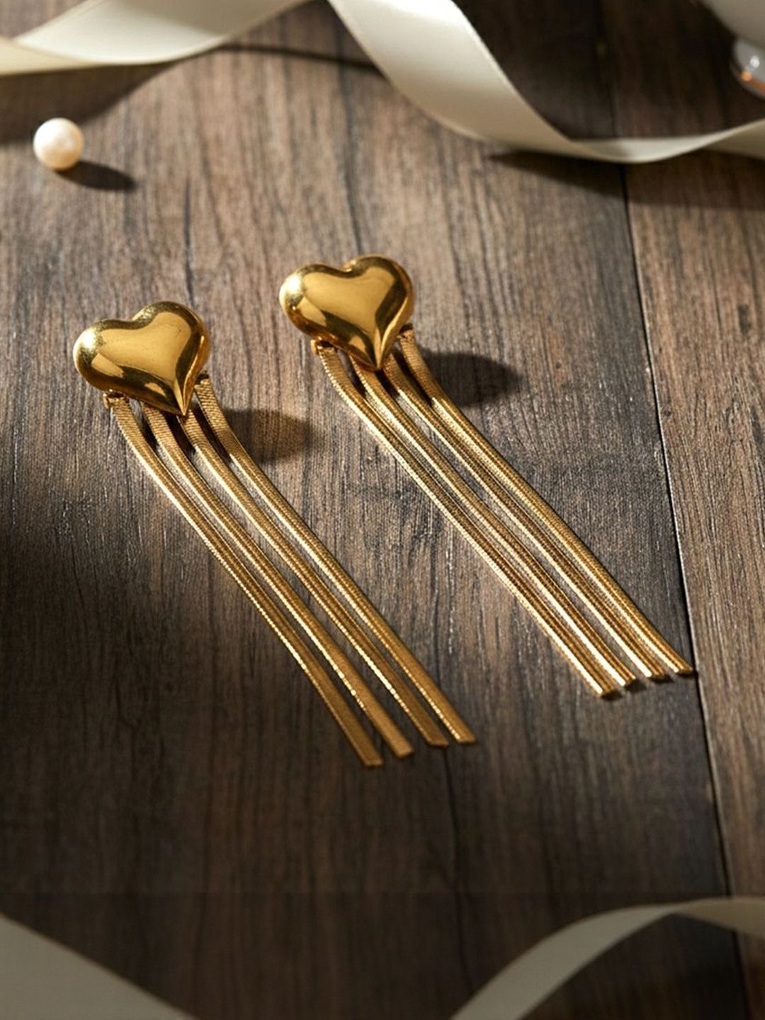 DressBerry Heart Shaped Drop Earrings-picture-41