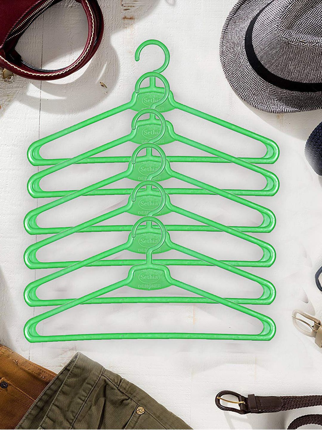 Kuber Industries Green 6 Pieces Lightweight Cloth Hangers