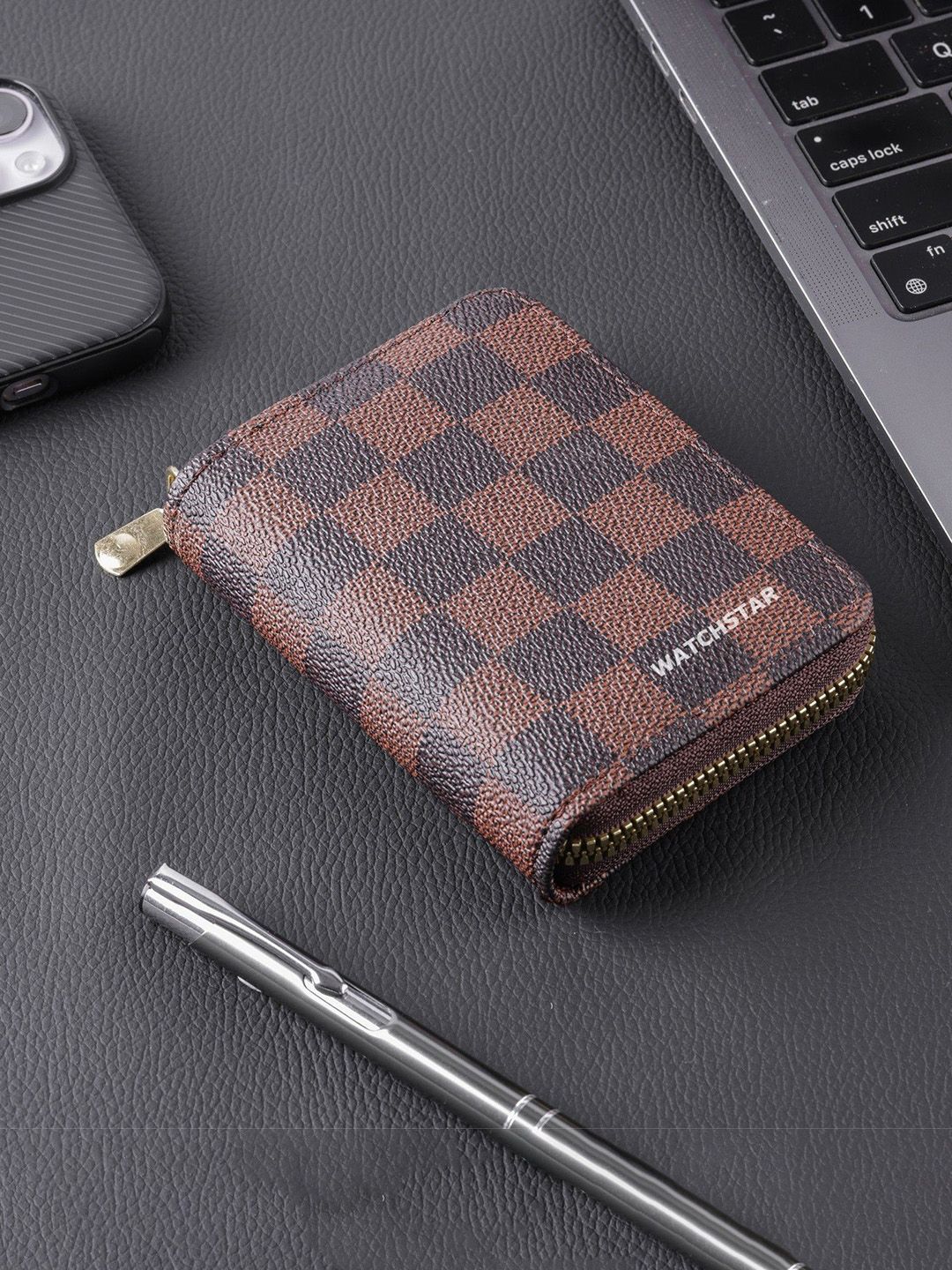 WATCHSTAR Unisex Checked Textured Leather Card Holder-picture-21
