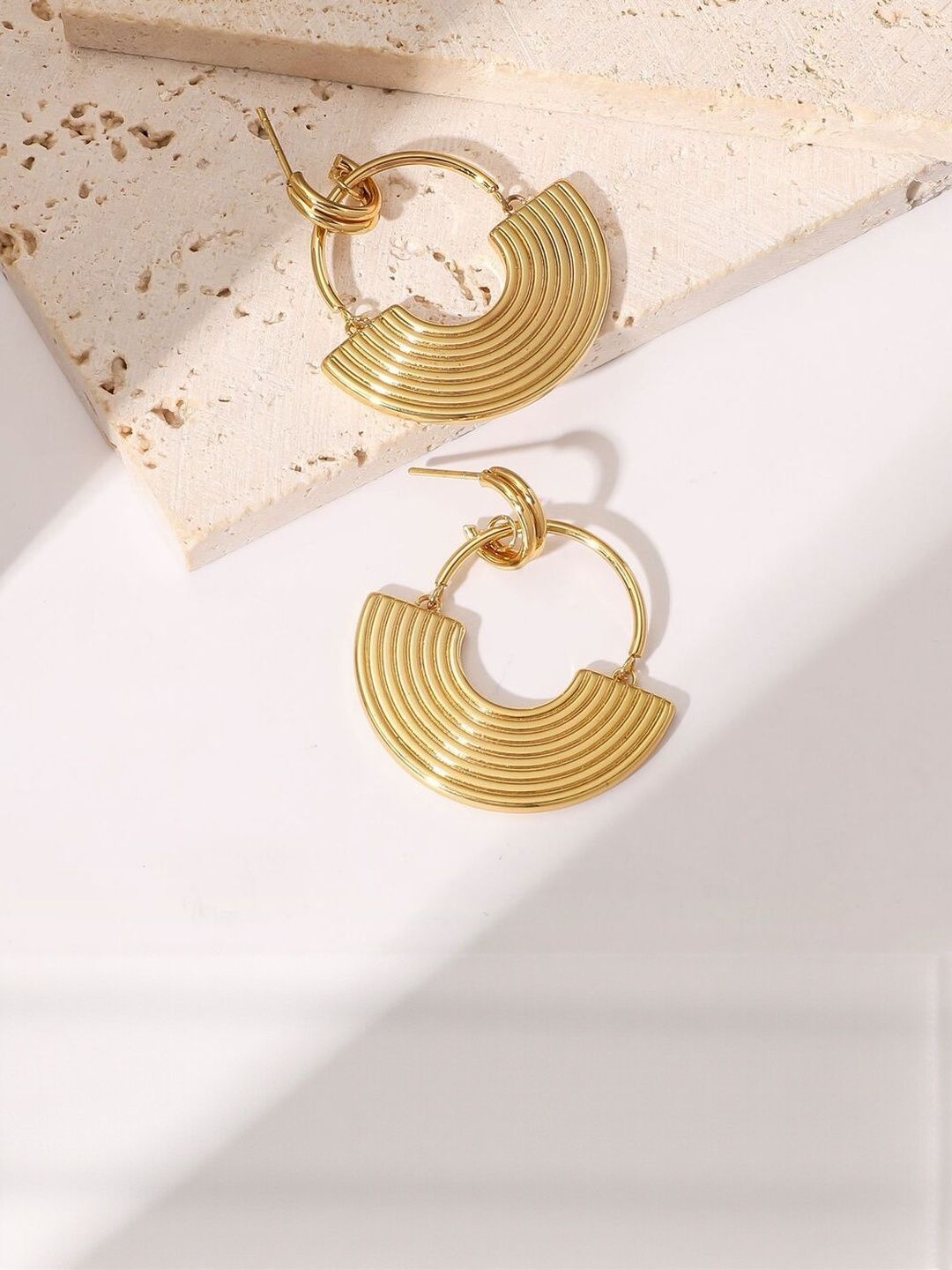 DressBerry Geometric Half Hoop Earrings-picture-26