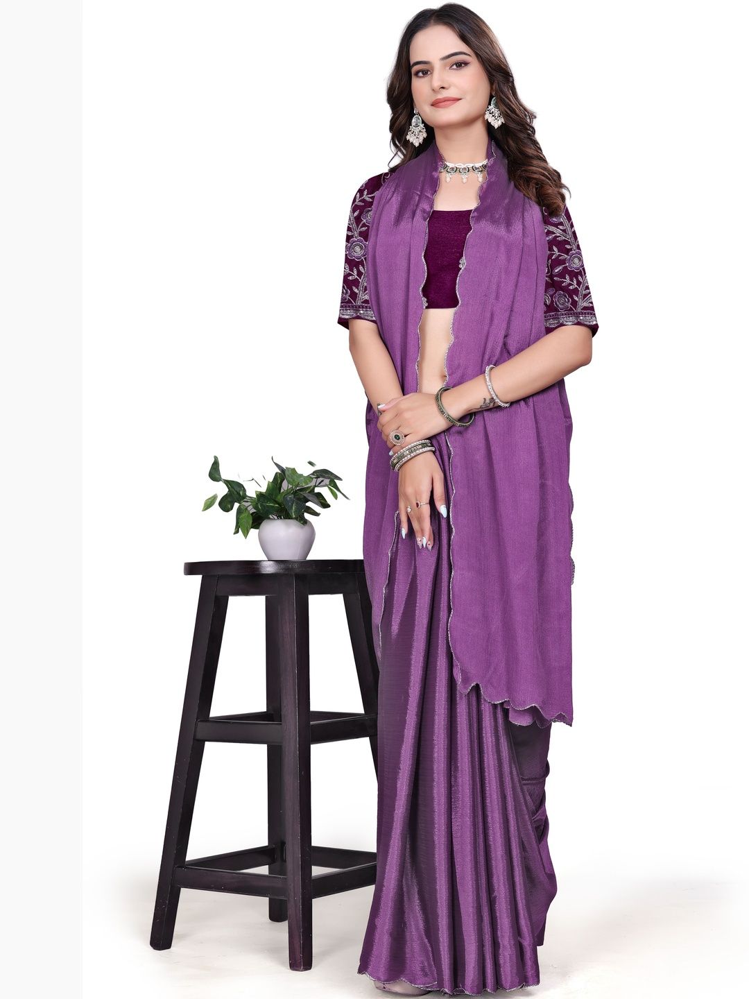 Zenophily Women Solid Embellished Saree With Blouse Piece-picture-13