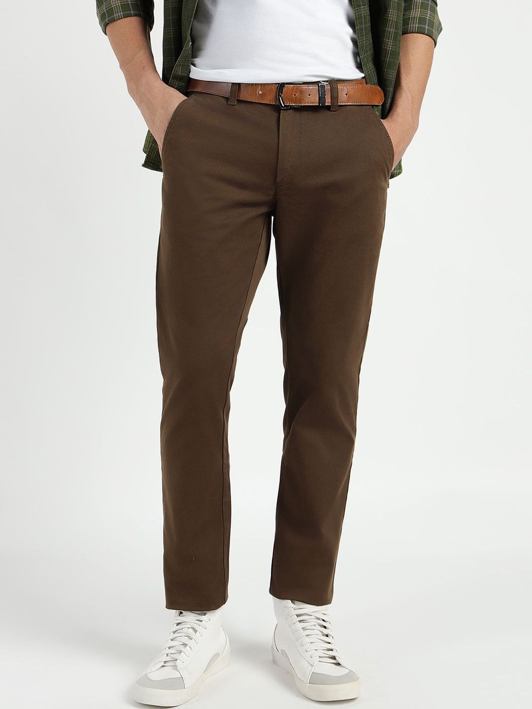 GANT Men Relaxed Slim Fit Mid-Rise Chinos Trousers-picture-30