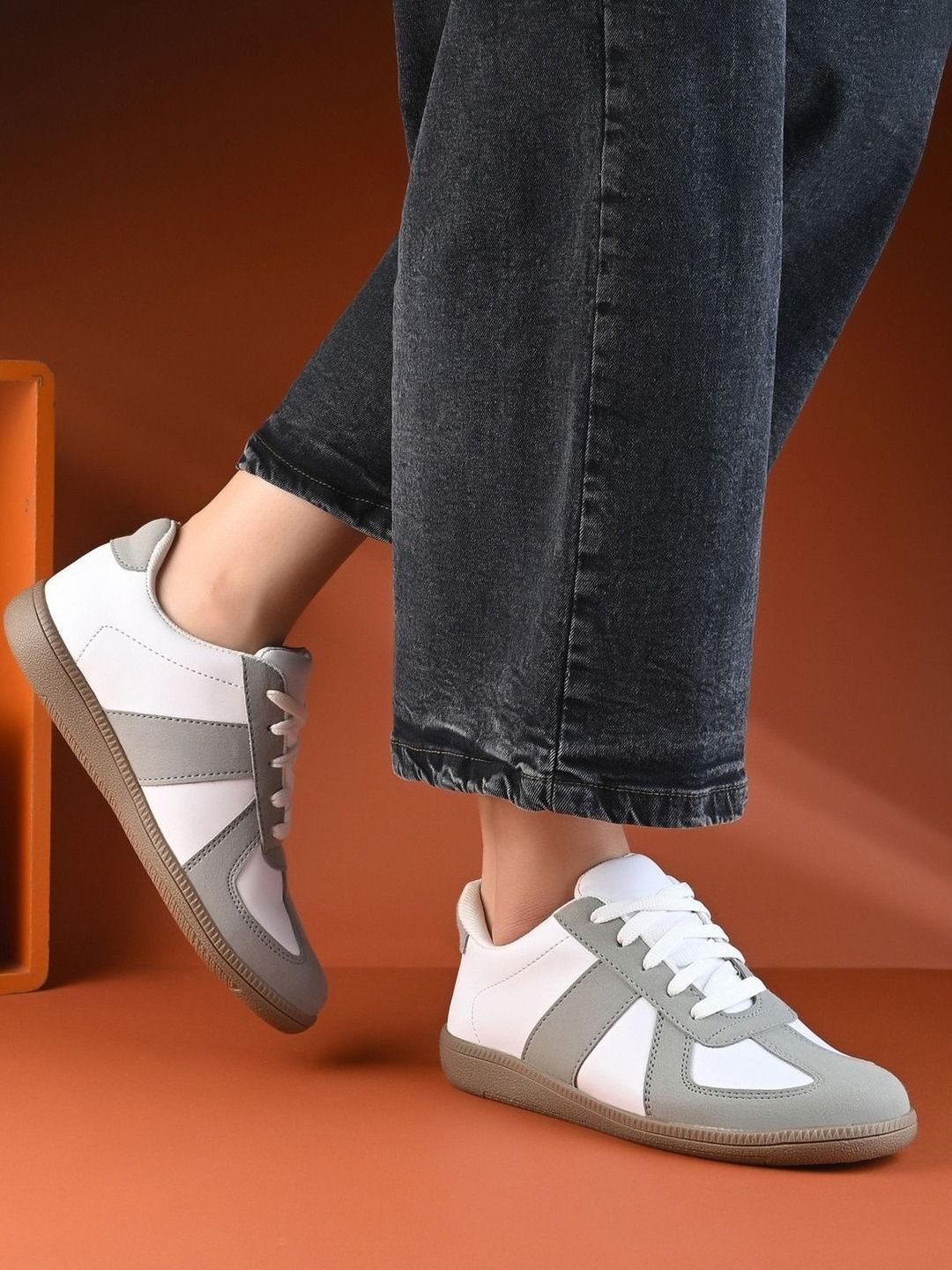 glitchez Women Colourblocked Sneakers-image-37