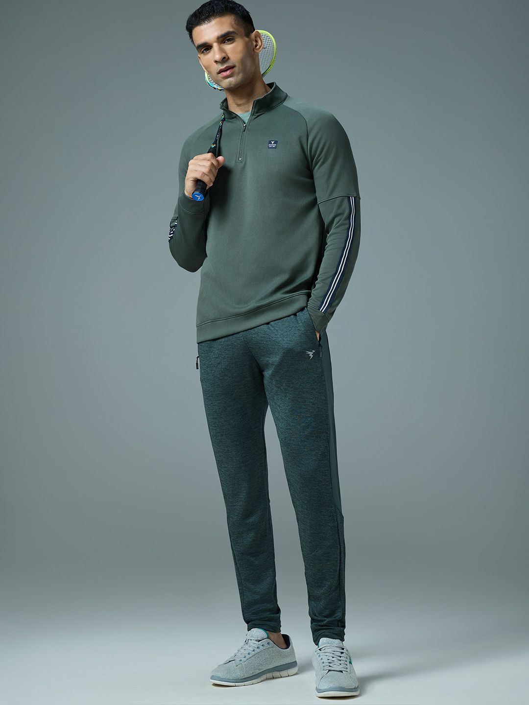 Buy Technosport Men Solid Slim Fit Mock Neck Sports Sweatshirt