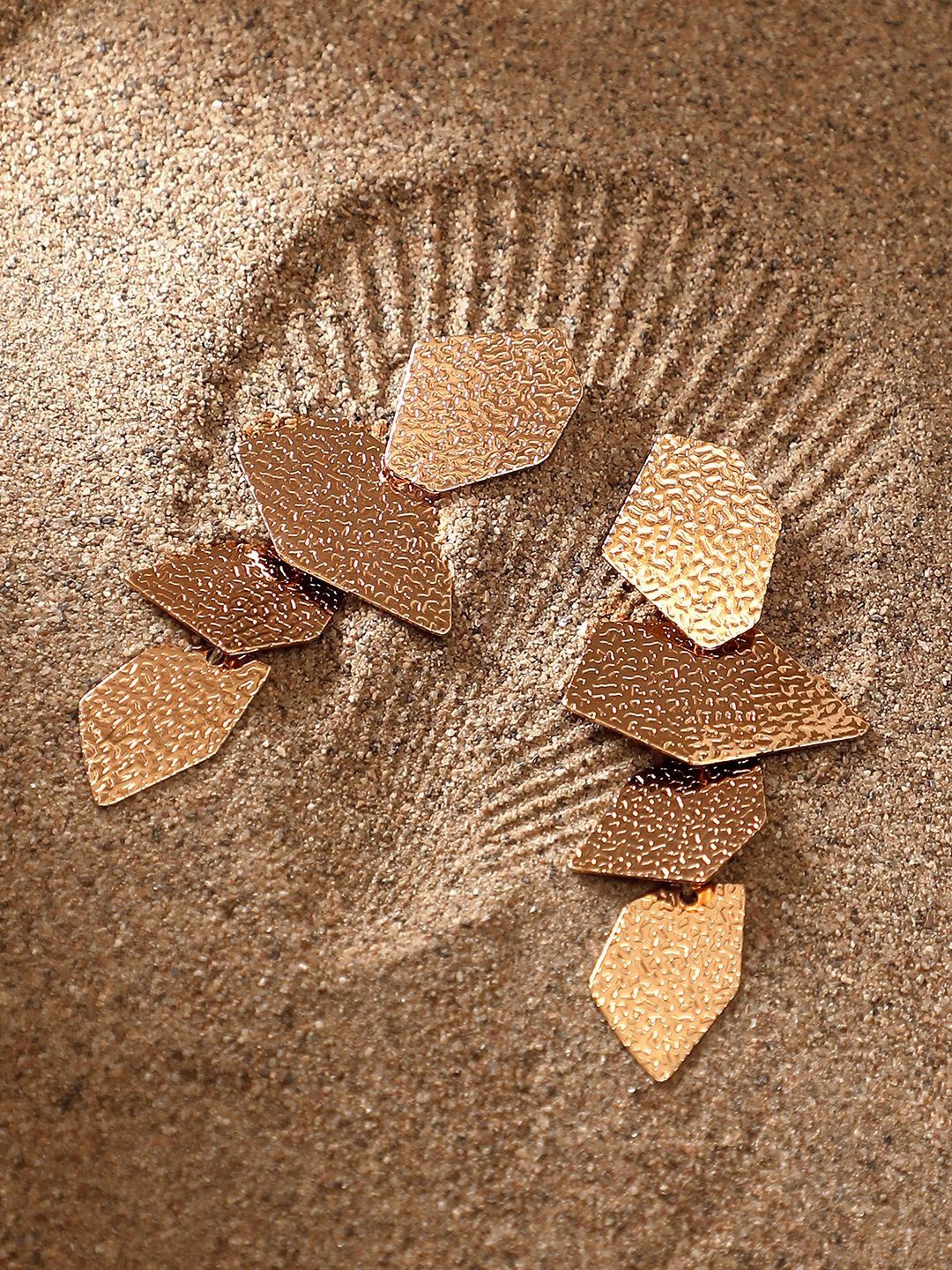 SOHI Gold-Plated Contemporary Geometric Drop Earrings-picture-28